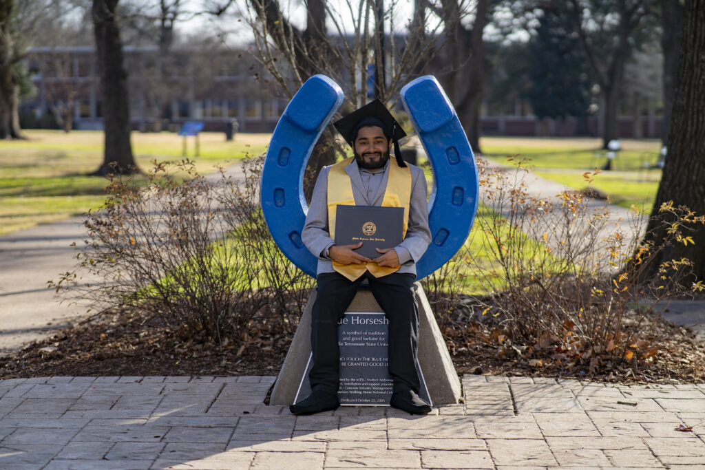 Sagar on a Horseshoe